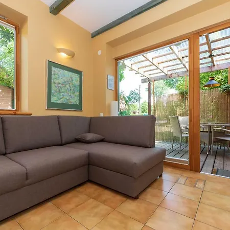 Pri Rouzes Lägenhet