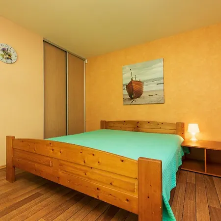 Pri Rouzes Апартаменти